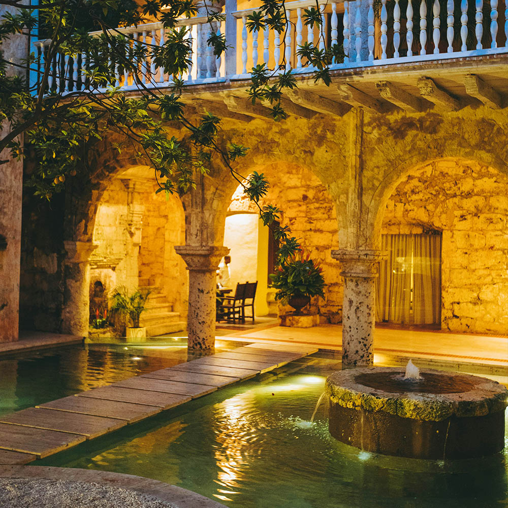 ΦΥΣΙΚΑ ΠΕΤΡΩΜΑΤΑ Εξωτερικοί Χώροι 003